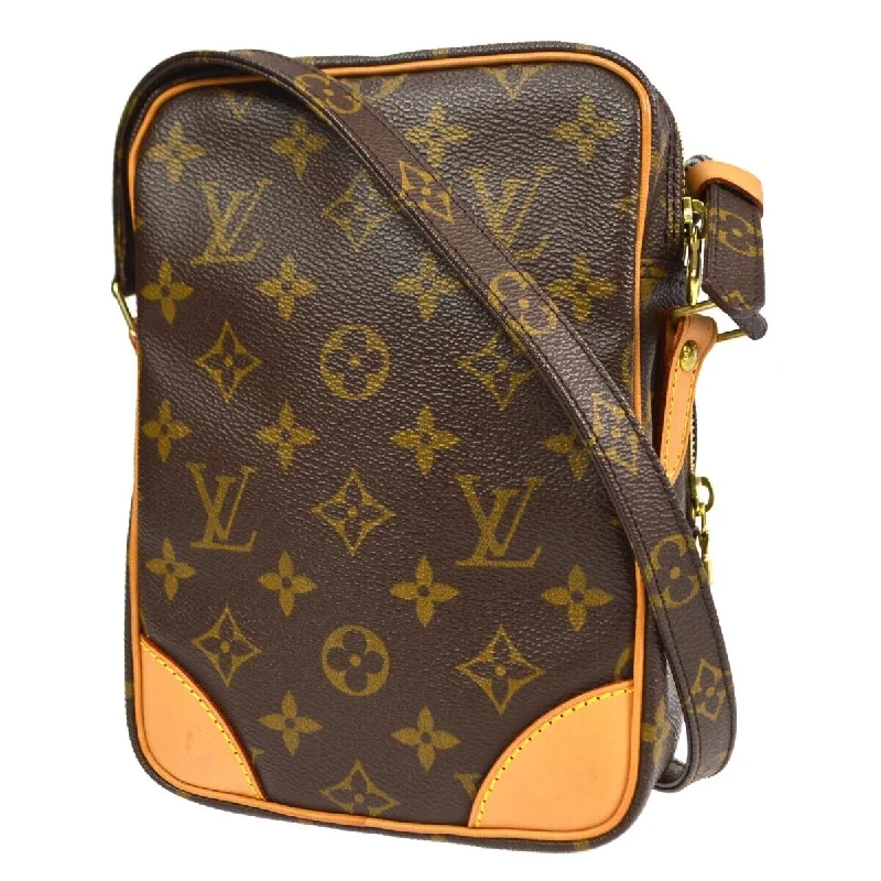 Louis Vuitton Petite Malle bags with a hard - shell structure for uniquenessLouis Vuitton Amazon Shoulder Bag