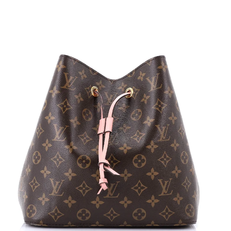 Ladies Louis Vuitton Petite Malle bags in a pastel color for a soft lookNeoNoe Handbag Monogram Canvas MM