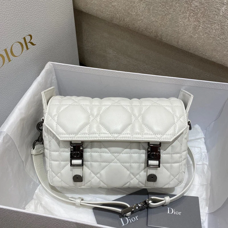 Christian Dior handbags with a removable shoulder strap for versatilityDior Bag