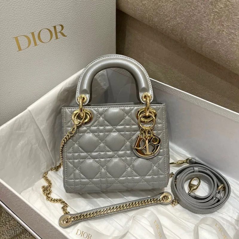 Christian Dior bags with a zip - top closure and multiple compartmentsDior Bag