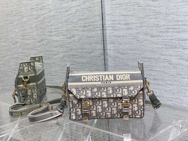 Christian Dior bags with a detachable coin purse insideDior Bag