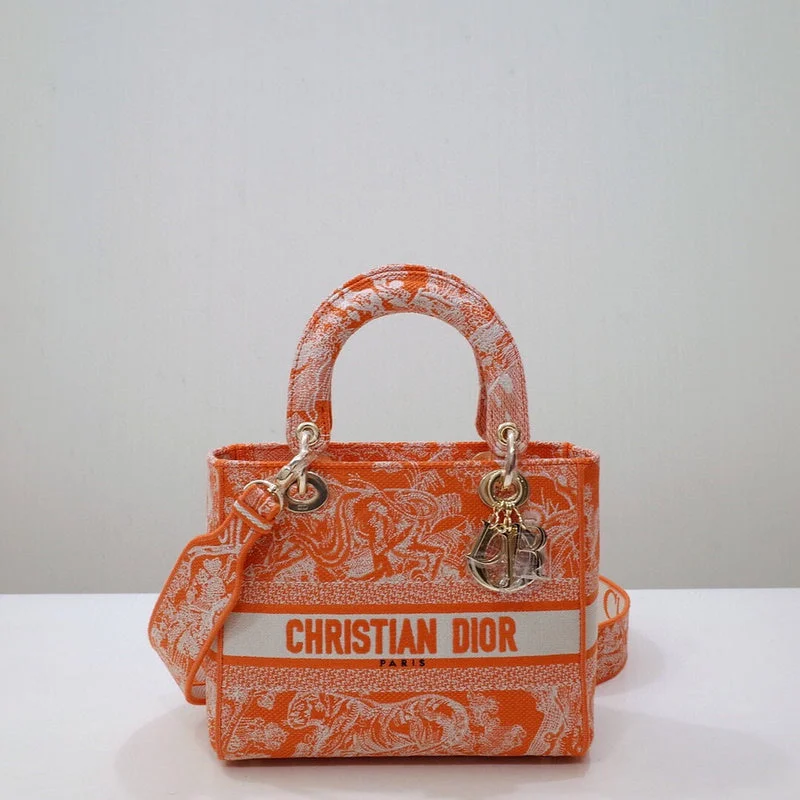 Christian Dior handbags with a removable shoulder strap for versatilityChristian Dior Bag