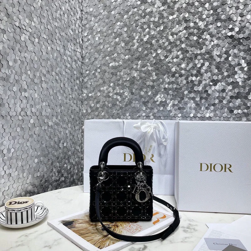 Fashion - forward Christian Dior tote bags for the modern womanChristian Dior Bag