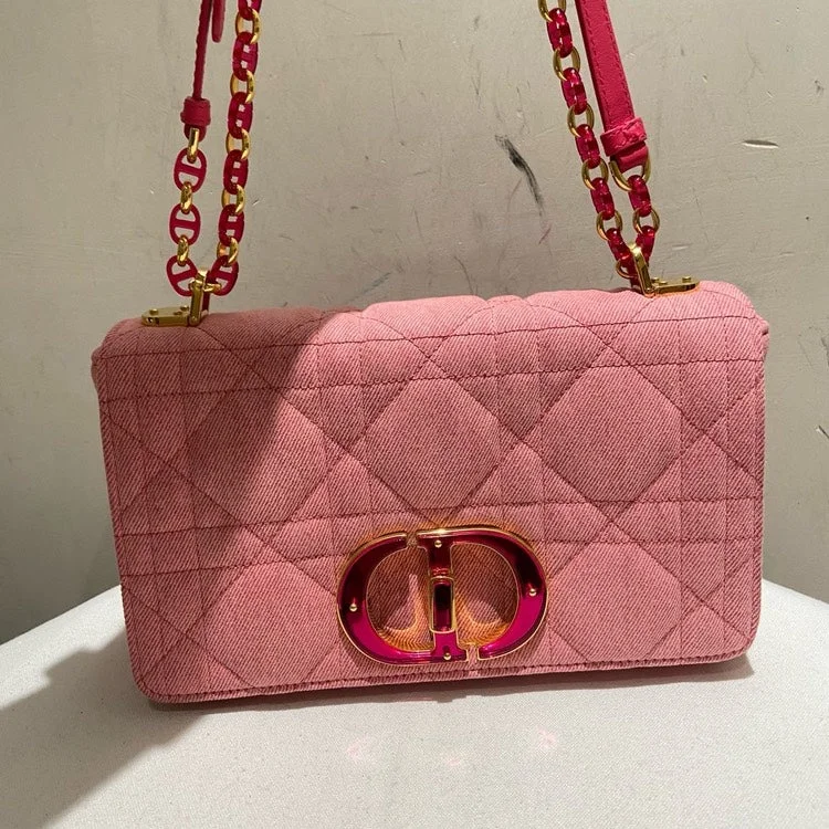 Christian Dior handbags with a removable shoulder strap for versatilityDior Caro Pink Medium Quilted Bag