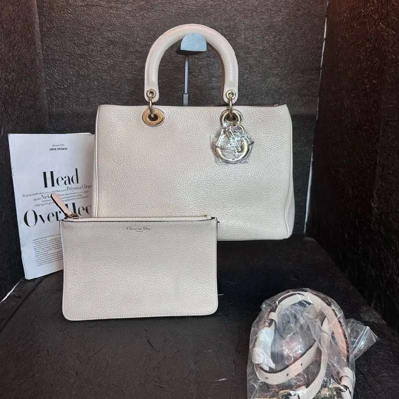 Christian Dior handbags with a removable shoulder strap for versatilityDior Litchi Grain Ivory Mother and Child Handheld Crossbody Bag 30cm