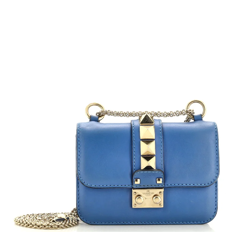 Christian Dior bags with a side - pocket for holding a water bottleGlam Lock Shoulder Bag Leather Mini