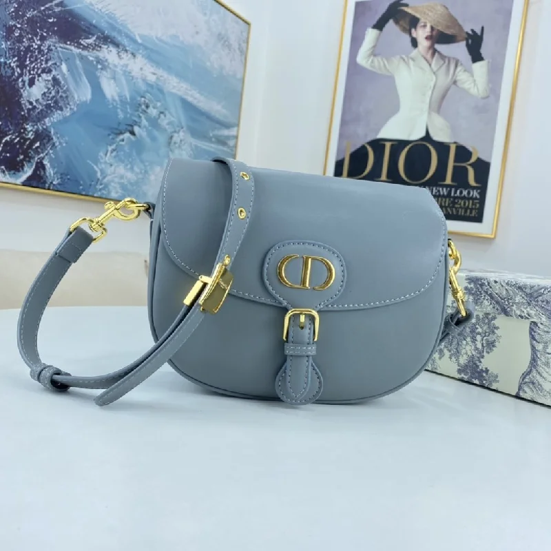 Christian Dior crossbody bags with a front - flap pocket for easy accessLuxury Handbags Christian Dior 075