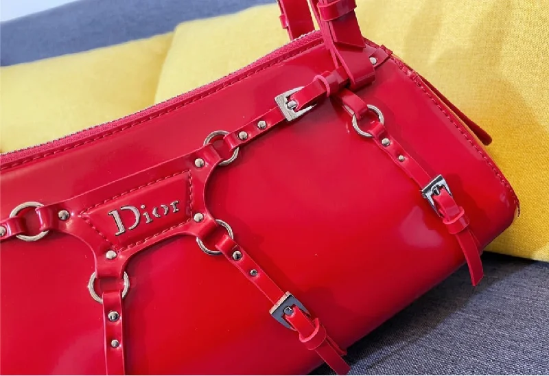 Luxury Christian Dior crossbody bags with a chain - link strapRed Dior woman shoulder bag